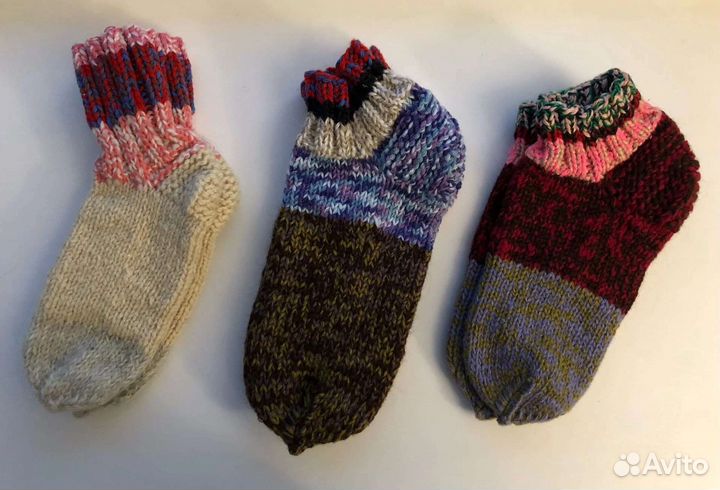 Вязаные носки ручной работы