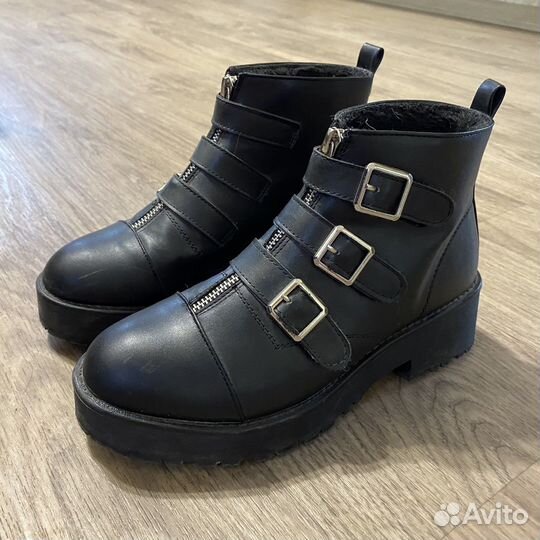 Ботинки осенние