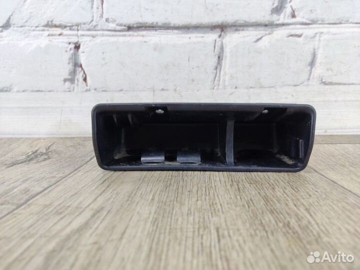 Корпус Ремень Заднего правый Carina E