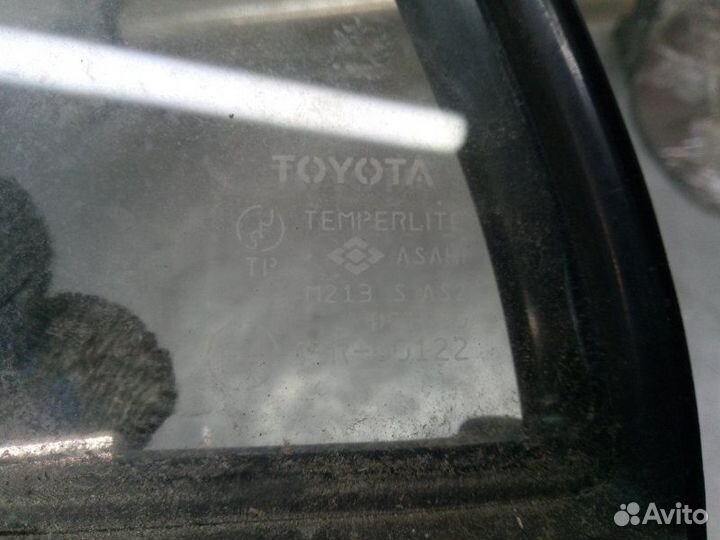 Форточка (стекло) задняя левая Toyota Corolla E12