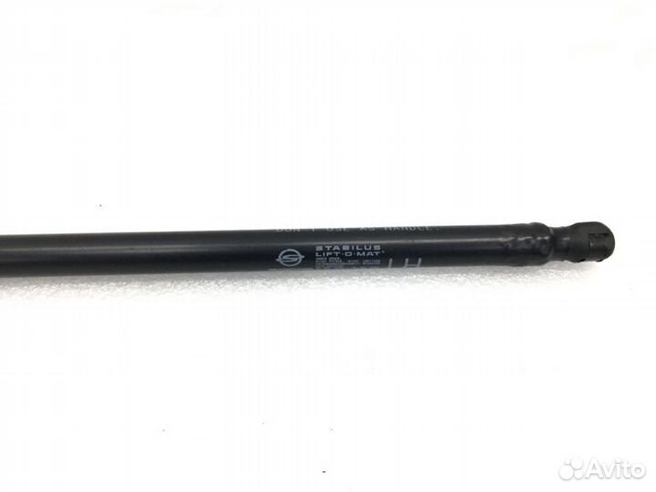 Амортизатор двери багажника левый Ssangyong Rexton