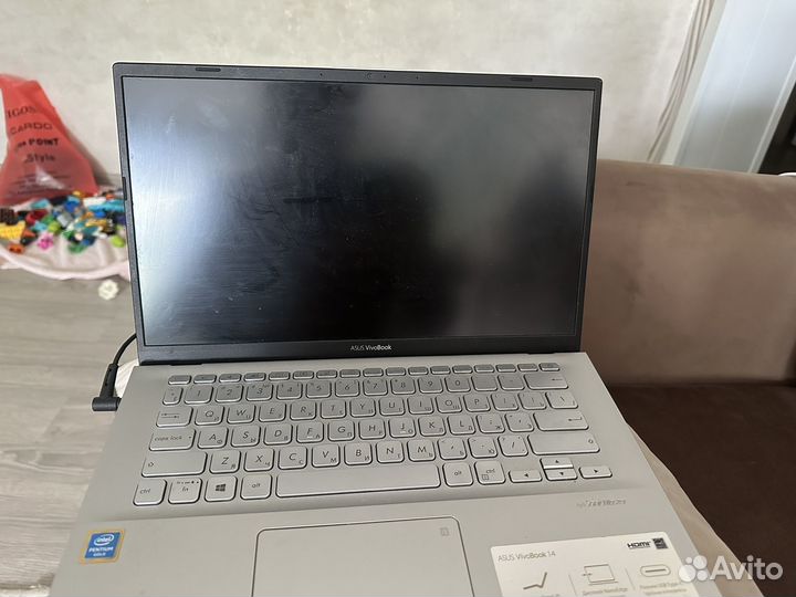 Продам Asus ViviBook 14