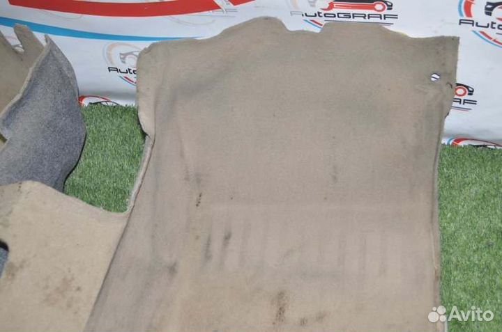 Ковер пола Toyota Tundra 3UR-FBE 2009