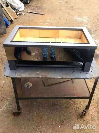 Закрытый мангал с дымоходом