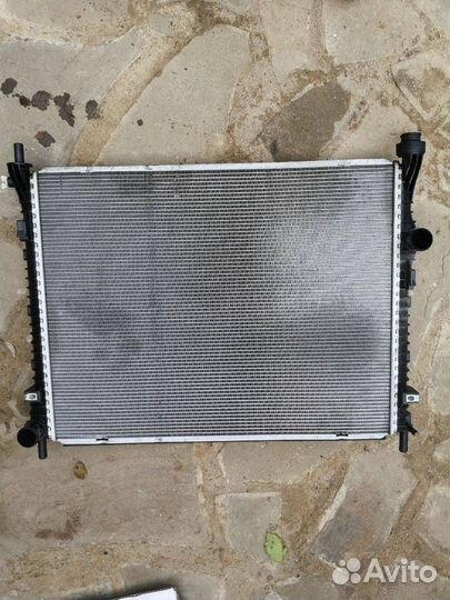 Радиатор основной Ford Mustang 6 2017 FR338005CG