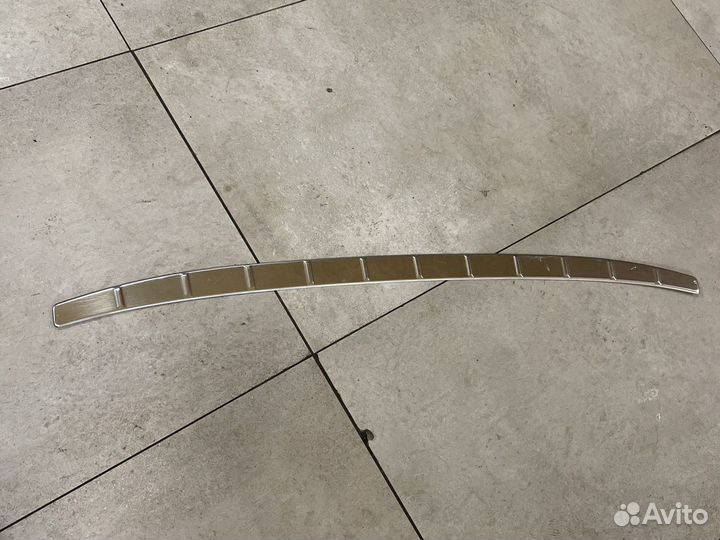 Хром на задний бампер Volvo V90