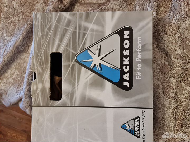 Фигурные коньки jackson artiste