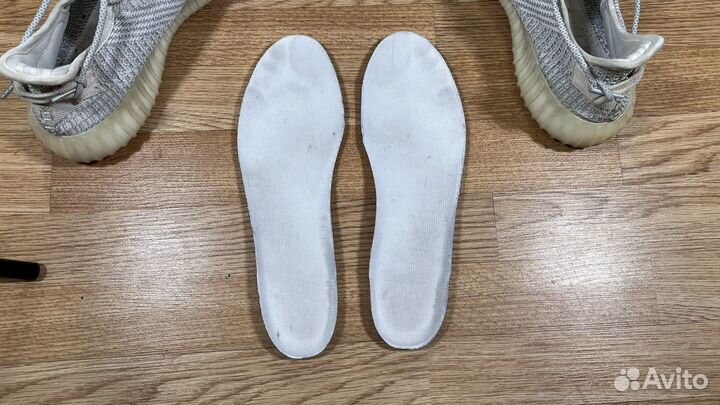 Кроссовки adidas yeezy boost 350 v2 (10-11)