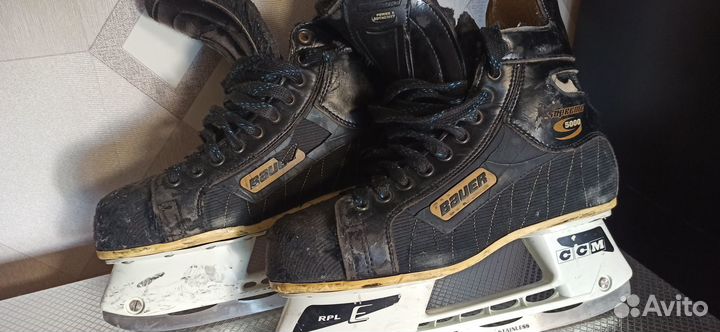 Коньки хоккейный 42 р