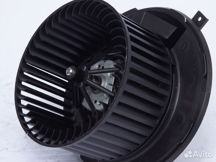 Моторчик печки VAG для VW Passat B6 Audi A3, A4