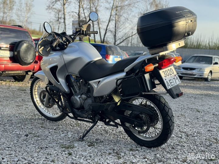 Honda XL600V Transalp, 2001