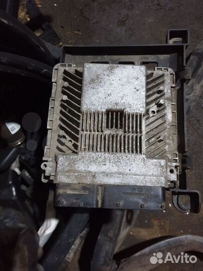 Блок управления двигателем Ауди А8 Д4 3,0 тфси