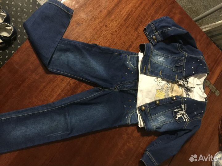 Костюм джинсовый на девочку