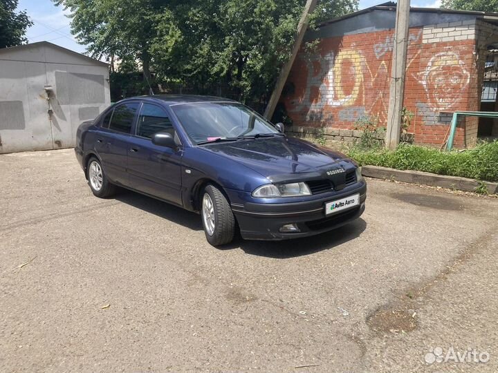 Mitsubishi Carisma 1.6 МТ, 2002, 300 000 км