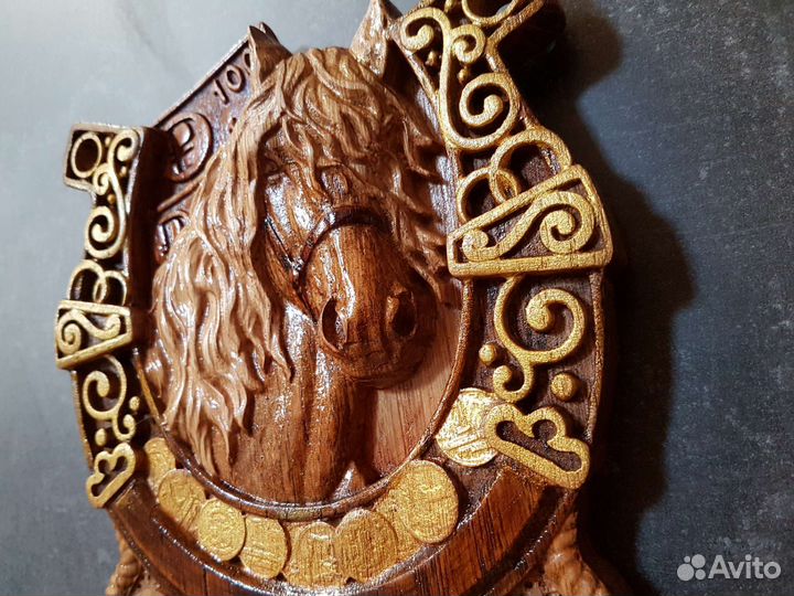 Ключница Лошадь, подкова на счастье