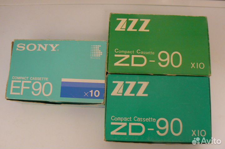 Аудиокассеты распечатанные и видео новая,катушки