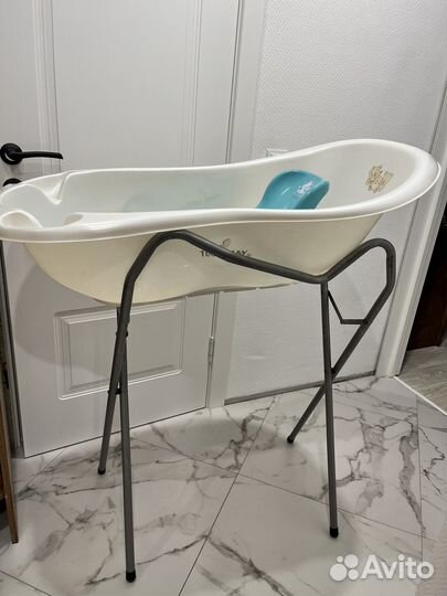Ванна детская с подставкой