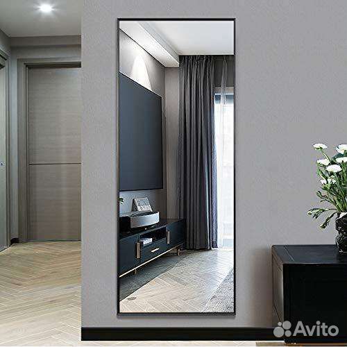 Зеркало в алюминиевой раме