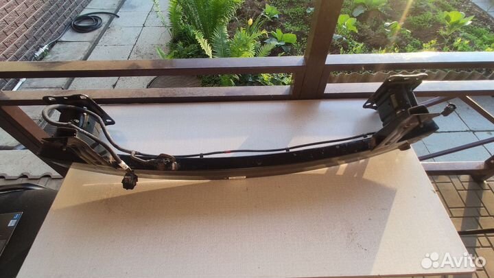 Передний усилитель бампера KIA cerato 4 64900M6000