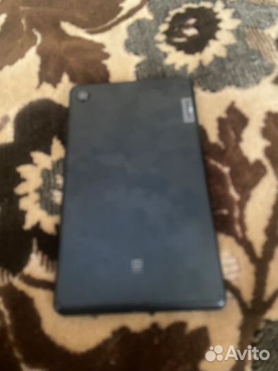 Планшет Lenovo tab m8