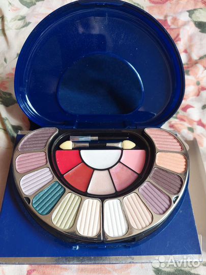 Набор косметики 