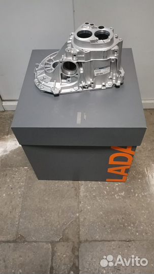 Картер коробки передач с фиксатором LADA xray