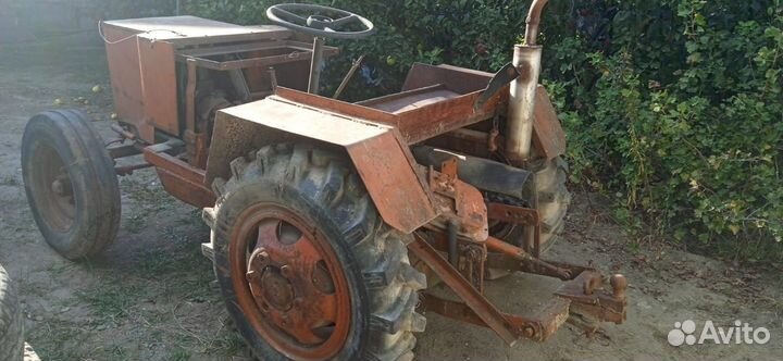 Мини-трактор, 2000