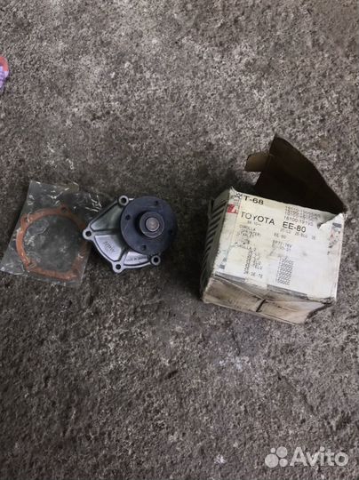 Помпа Toyota Corolla T-68 EE-80