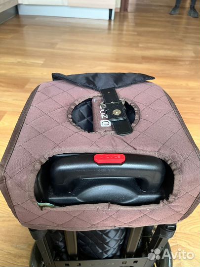 Продам спортивную сумку для коньков