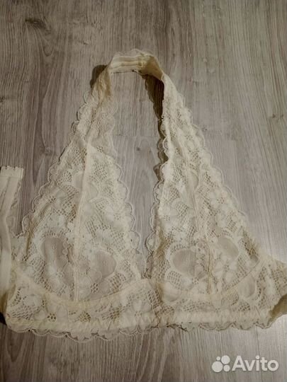 Кружевной бюстгальтер