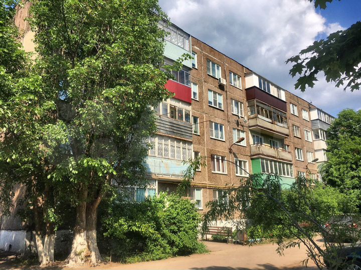 2-к. квартира, 54 м², 1/5 эт.