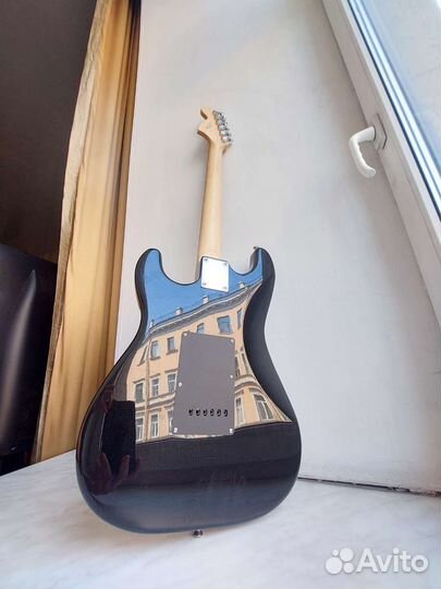 Электро гитара Fender