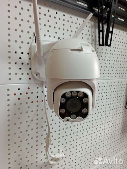 Wi-Fi камера видеонаблюдения (поворотная)