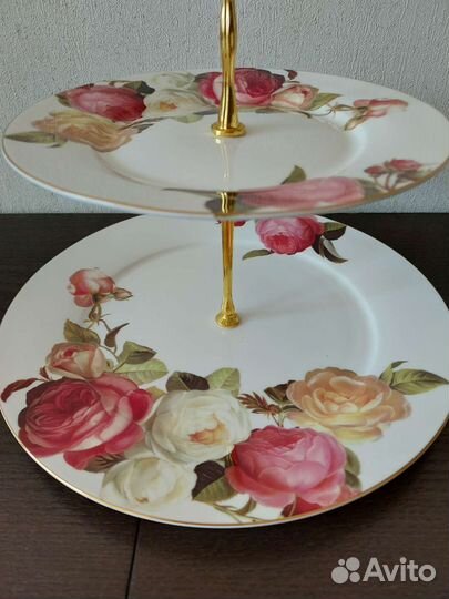 Менажница двухярусная фарфор