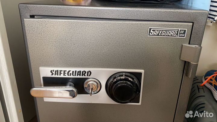 Вскрытие замков сейфов,дверей,авто