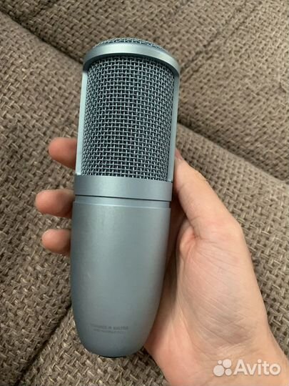 Продам AKG P120 в идеальном состоянии