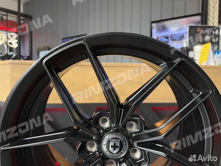 Литой диск HRE R20 5x112