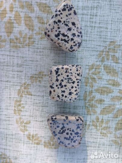 Камень Далматин (диорит)