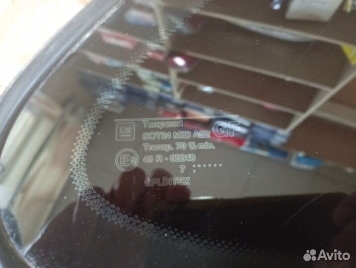 Стекло кузов глух зад прав opel Vectra 90464370