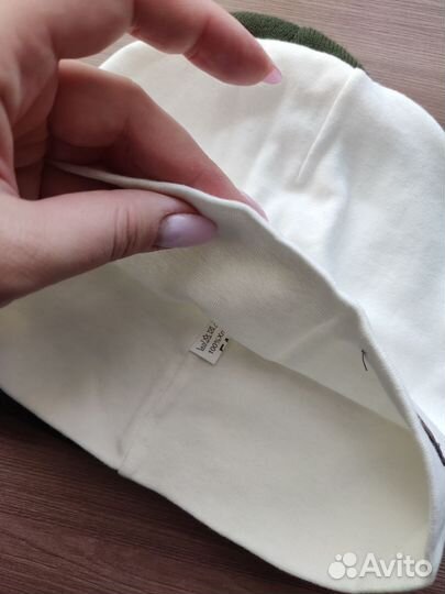 Женские шапки