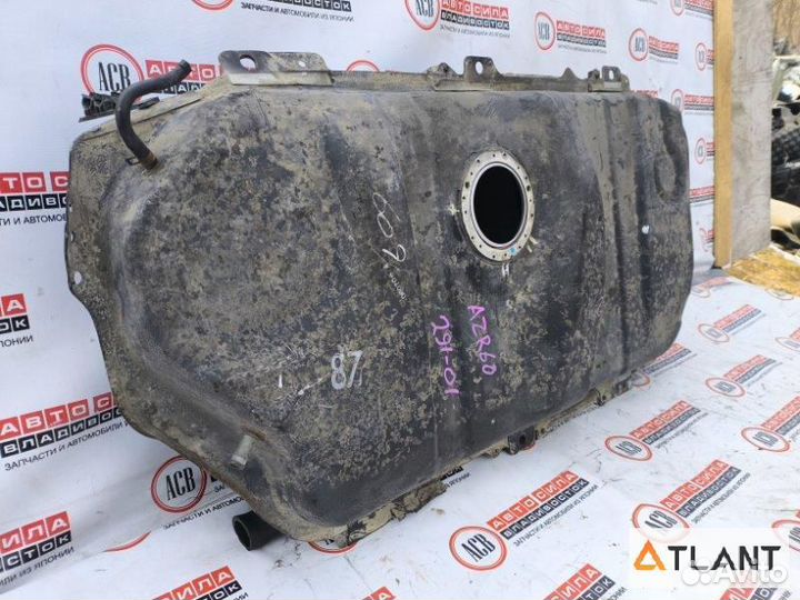 Бензобак toyota noah