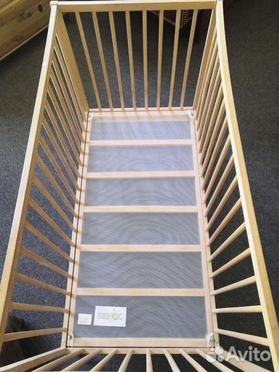 Детская кроватка