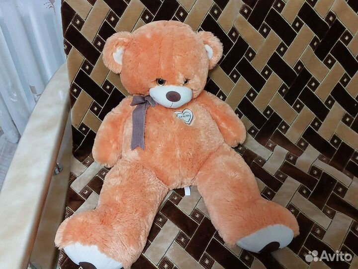 Плюшевый медведь