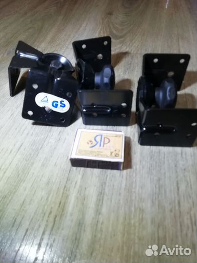 Кронштейны для полочной акустики