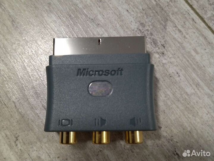 Оригинальный переходник Xbox 360 RCA на scart