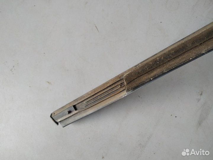 Молдинг стекла задний правый Lifan Breez 1.3