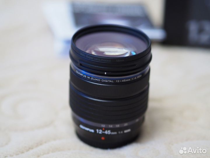 Olympus ED 12-45mm f/4 Pro M.Zuiko Digital