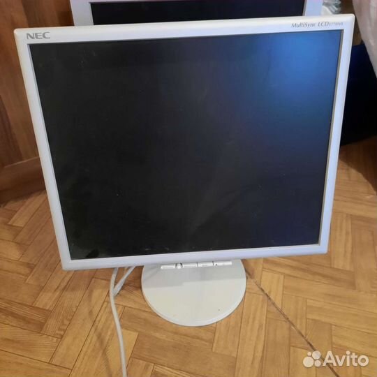 Монитор NEC