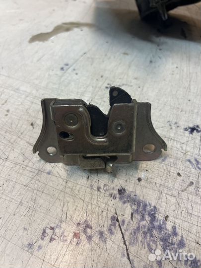 Замок багажника Fiat Albea