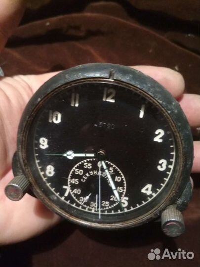 Часы авиационные